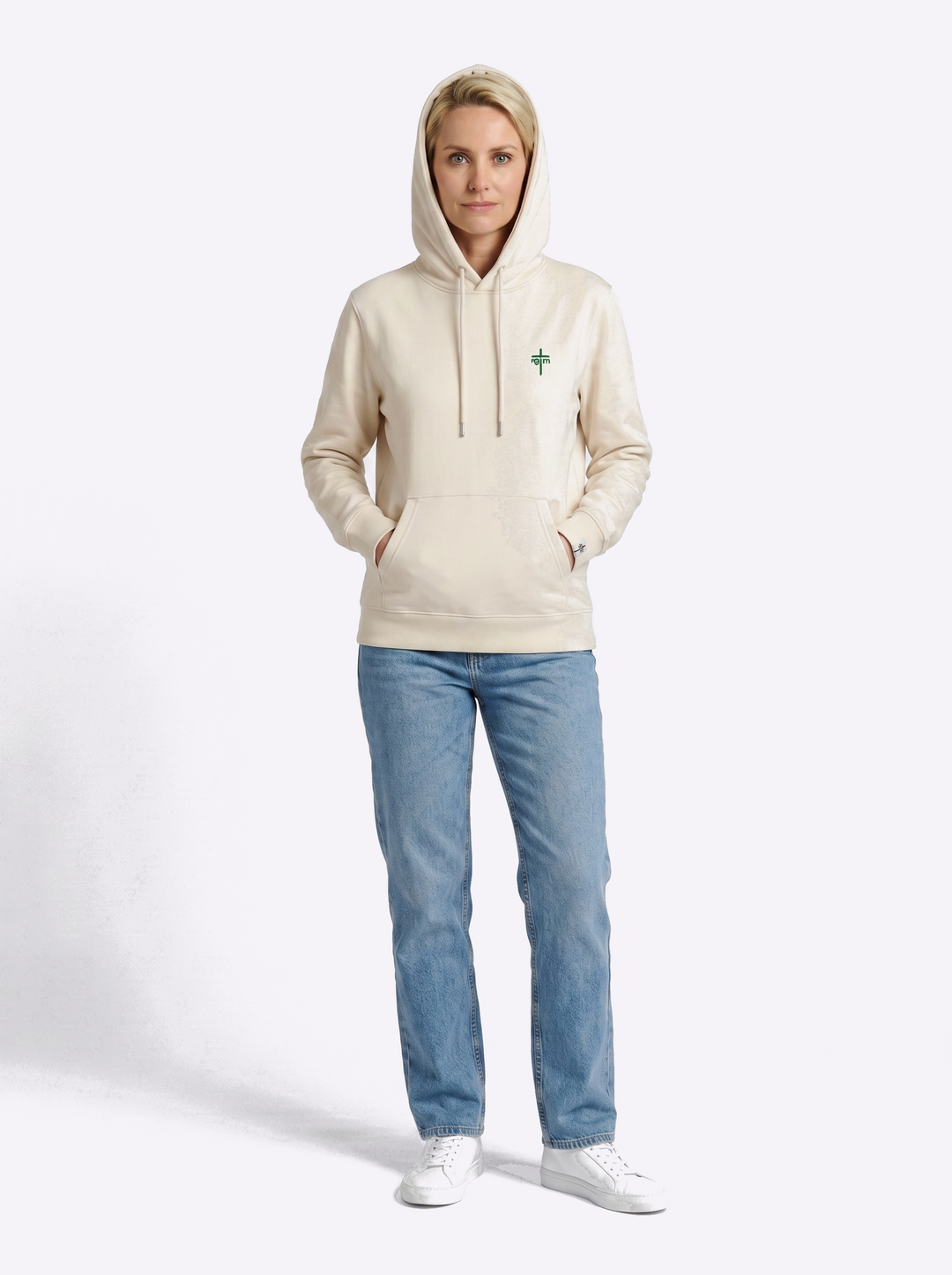 Vrouwelijk model draagt Daughter of the King Natural Raw hoodie met capuchon op